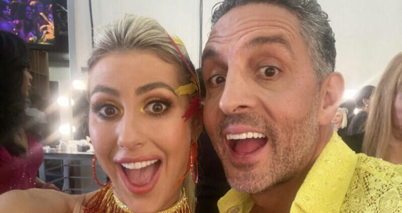 Former ‘Dancing With The Stars’ Partners Emma Slater And Mauricio Umansky Reunite